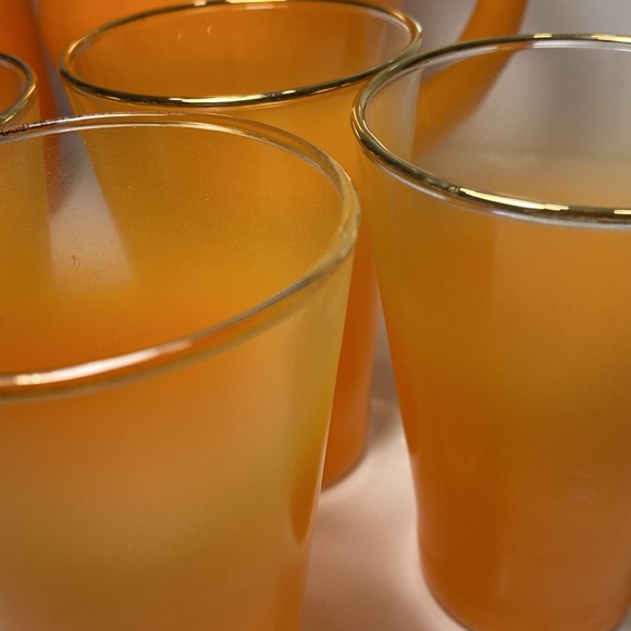 Blendo Orange Cocktail Pitcher and 6 Orange Glasses Mid Century Barware - Picture 6 of 11
